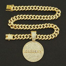 Cool plein diamant lettre disque pendentif chaîne cubaine collier hiphop discothèque hip hop accessoires décoratifs personnalisés 231015