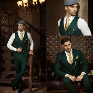 Cool Groom Wear Green Two Buttons Groomsmen Notch Lapel Groom Tuxedos Trajes de hombre Boda / Baile de graduación / Cena Best Man Blazer (chaqueta + pantalón + corbata + chaleco)