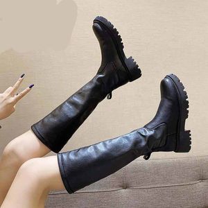 Toe rond cool à talon bas Lace Up Chaussures solides Casual Leisure Street Punk Femmes Bottes de moto noires