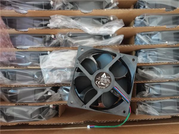 Ventilador de proyectores de enfriamiento para NEC U260W Delta NFB10512HF7F03 NFB10512HF 7F03 12V 0.39A 49.87Y01G001 3 WIRES 100X100X32MM 10CM COLININGFAN