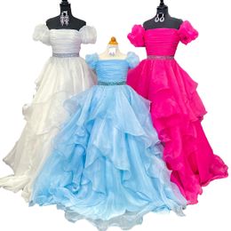 Coral Ballgown Girl Pageant Dress 2024 Puff Mouw Ruch Layer Little Kid Birthday Formele feestjurk baby peuter tieners Tiny Young Junior Miss Light Blue Ruches