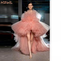 Coral Tiered Hoge Low Prom Dresses Puffy Ruches Strapless 2021 Zomer Run Way Fashion Avondjurken Meisjes Pageant Formal Wear