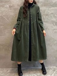 Manteaux en velours côtelé hiver automne mode dames à manches longues Trench Robe Vintage vêtements pour femmes en vrac simple boutonnage Robe solide 240109