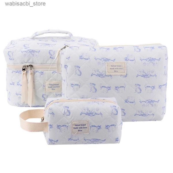 Sacs de cosmétiques 3pcs Sac de maquillage matelassé Blue Cat Sac cosmétique Pouche de maquillage de voyage avec fermeture à glissière mignon Sac de toilette pour femmes et filles L49