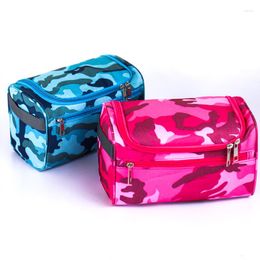 Bolsas de cosméticos Bolsa de lavado de camuflaje Almacenamiento para hombres y mujeres Gancho multifunción Artículos de tocador de viaje