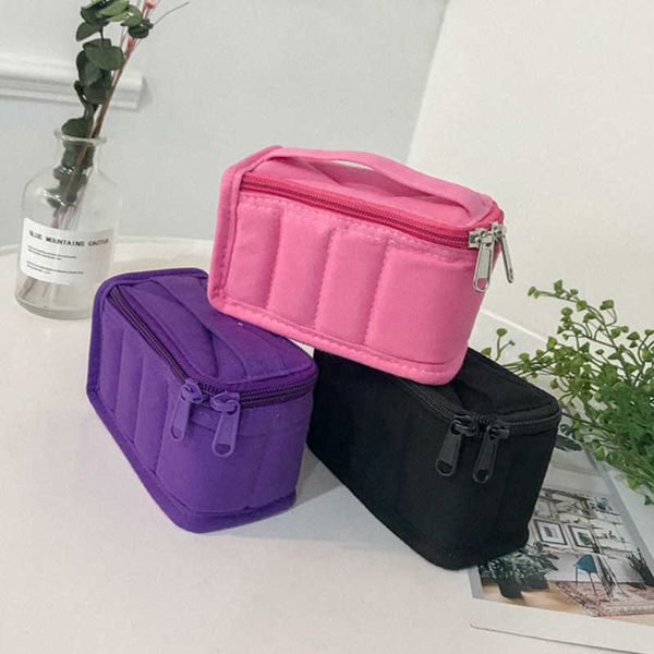 Bolsas de cosméticos Estuches Algodón Subpaquete Bolsa de almacenamiento Conveniente Maquillaje étnico Mano Dortex Aceite esencial A prueba de humedad Boca de viaje Rojo 230704