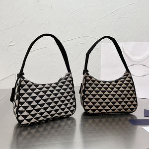 Cosmetische tassen Cases Designer Hobo geborduurd canvas schoudertas Italië Milano vrouwen driehoekige borduurwerk handtassen Lady Half Moon onderarm handtas