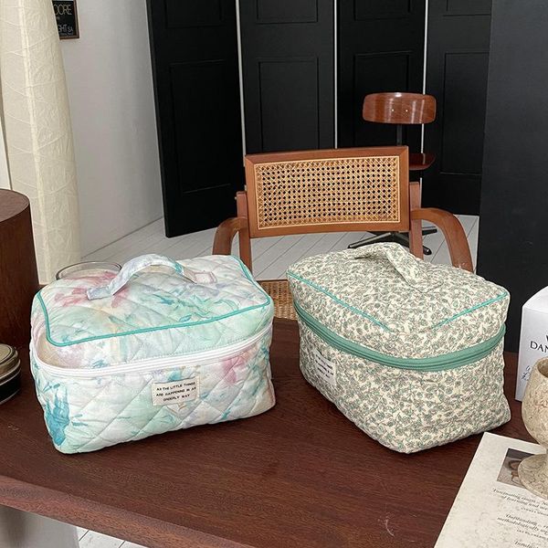 Sacs Cosmétiques Cas Hylhexyr Ins Style Grande Capacité Boîte De Rangement Dames Fermeture Éclair Tissu Poignées Douces Coton Matelassé Flip Beauté Sac Pour Wome