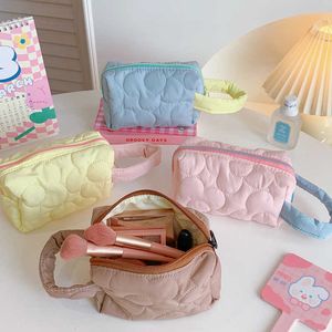 Cosmetische tassen kasten ins pluche cosmetische tas zachte snoep make -uptas reisopslag organizer Lady Toiletiekassen handheld Stationery Bag Pencil Case Z0504