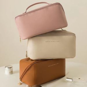 Cosmetische tassen kisten grote tas voor vrouwen pu lederen make -up zak draagbare wasbag reistoiletartikelen organisator opslag luxe merk hangbag 230421