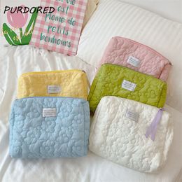 Cosmetische tassen hoesjes PURDORED 1 pc vrouwen 5 kleuren bloementas gewatteerd katoen zacht make-uptas Pouch Rits Grote toilettas voor meisje 230725