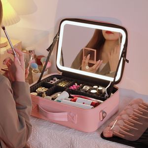 Cosmetische tassen Cases Smart LED -make -uptas met spiegelverlichting grote capaciteit professionele cosmetische hoes voor vrouwelijke reisorganisatoren schoonheidskit opslag 230418