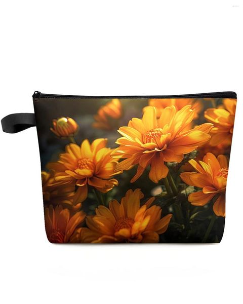 Bolsas de cosméticos con diseño de flor de crisantemo, bolsa de maquillaje, artículos esenciales de viaje, organizador de inodoro para mujer, estuche de lápices de almacenamiento para niños