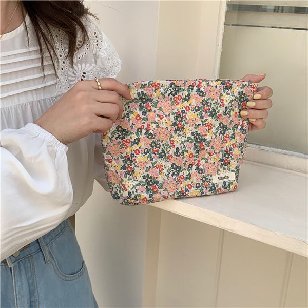 Sacs à cosmétiques sac à fleurs coton tissu femmes maquillage pochette de rangement japon Style fermeture éclair Vintage téléphone pochette beauté étui 230620