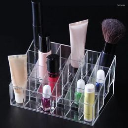 Cosmetische tassen Hoge kwaliteit 24 rooster Trapezium Plastic Transparant Make-up Display Rack Lipstick Stand Organizer Holder Box