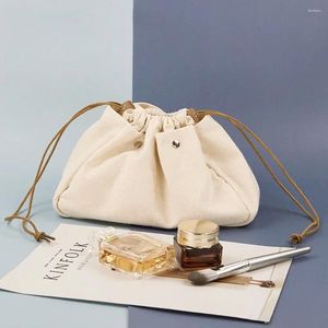 Cosmetische tassen ins eenvoudige tas Japanse Koreaanse stijl bundel make -up zak toilethaltoereikwas vrouwen grote capaciteit reizen wassen