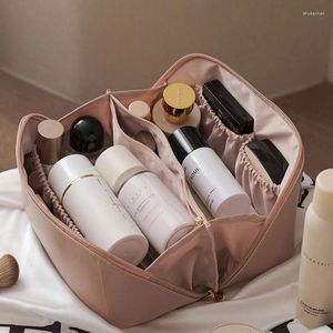 Sacs de cosmétiques Grand sac de voyage pour femmes Organisateur de maquillage en cuir