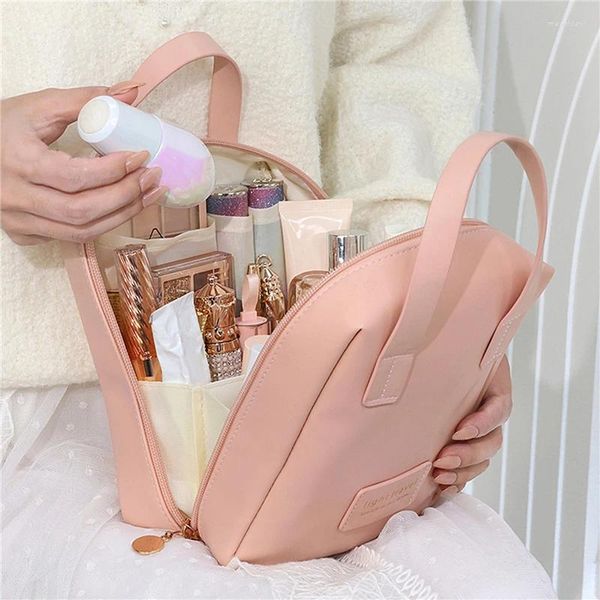 Sacs cosmétiques Portable Girl Makeup Sac Femmes Sac à main Pouche de maquillage Toitrage Case Organisateur Kit de lavage imperméable Travel