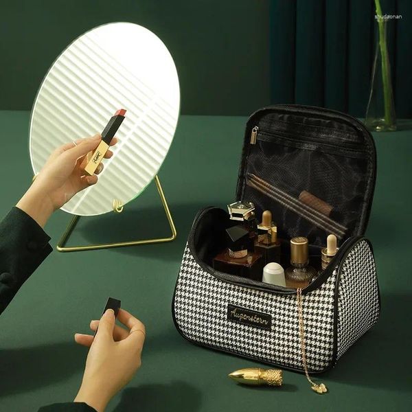 Bolsas de cosméticos Retro Simple para mujer, Kit de artículos de tocador de viaje, cajas de belleza, accesorios, bolsa de almacenamiento de maquillaje para lápiz labial para el hogar