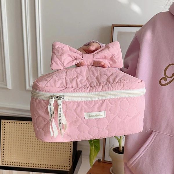 Sacs à cosmétiques Sweet Bow Grande Capacité Sac Femme Fleur Matelassé Dames Voyage Rangement Maquillage Cas Femme Sacs À Main Embrayage Bourse