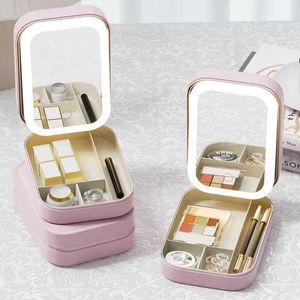 Organisateur cosmétique Boîte de miroir de voyage LED avec sac de maquillage à la mode stockage des femmes Simple and Portable Q240429