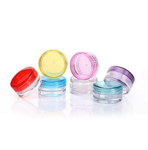 Échantillon cosmétique Conteneur vide Plastique Pot Round Pot Vis Coud Couvercle Petite minuscule bouteille 3G 5G pour les ongles de fard à paupières POUCHE2742119