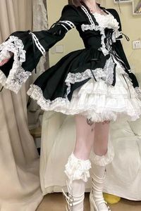 cosplay Anime kostuums Victoriaanse Gothic Lolita Jurk Retro Japans Meisje Zoet Kant SS Vakantie Feestjurk Vrouwelijke OP Jurk RollenspelC24321