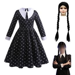 Cosplay Meisjes Woensdag Cosplay Carnavalskostuum Vintage Zwart Gothic Outfits Halloween Kleding Kinderen Bedrukken Kraag Jurk voor 3-12 jaar 230906
