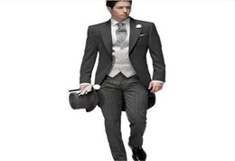 Kostuum Homme Grijs Zwart Bruiloft Pakken Voor Mannen 3 Stuk Trajes De Hombre Anzug Herren Mannen Pakken 2018 JacketBantsVest4885276