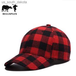 Sombrero de lengua de pato a cuadros rojo y negro de algodón, versión coreana para hombre, gorra de béisbol de comercio exterior summe L230523