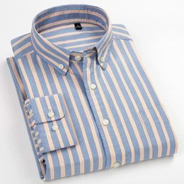 Coton Oxford Striped Plaid Longsleeve Shirt for Men Dress Shirts Bouton Business Color de haute qualité Up 8xl 7xl 240403