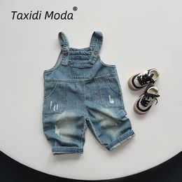 Katoen Pocket 2024 Lente Herfst Kinderen Overalls Jongen Meisjes Bib Denim Broek Koreaanse Jeans Peuter Wear Kinderkleding Voor 240124