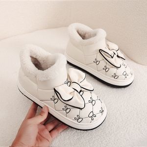 Pantoufles en coton pour l'hiver à l'extérieur, bottes de neige épaisses en peluche pour femmes, chaussures chaudes à l'intérieur et à la maison, sac court, chaussures en coton, taille 36-41