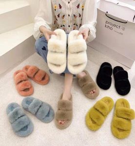 Coton Slippers Men Femmes Bottes de neige chaudes décontractées pyjamas intérieure Partage Portez du coton non galet