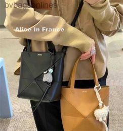 Counter Quality Loiweey En cuir sacs Luxury Femmes Designer Sacs fourre-tout mini puzzle Pold sac fourre-tout solide Sac à main