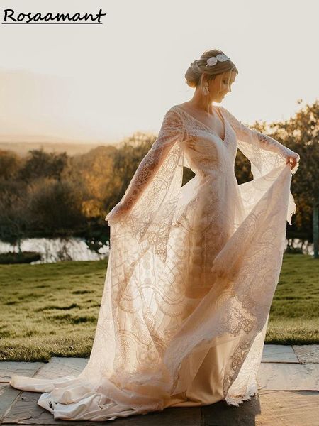 Country V-Neck Long Flare Sleeve Robes de mariée A-Line Appliques sans linge en dentelle Robe de Mariee