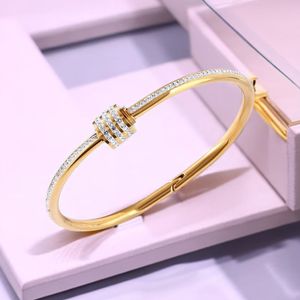 Pareja Amor Joyería Pulsera Delgada Brazalete Compromiso Moda Pulsera De Acero Inoxidable Diseñador Hombres Y Mujeres Pareja Joyería De Uñas Pulsera Regalo Fiesta Atemporal