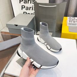 Les mêmes chaussures de chaussette du couple Créateur de mode 2.0 Lace up luxe nude flash graffiti Paris baskets décontractées tricotées