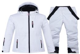 Couple skisuits hommes femmes skijacket avec pantalons amateurs de snowboardset de neige jacket et pantalon vêtements de neige d'hiver4688810