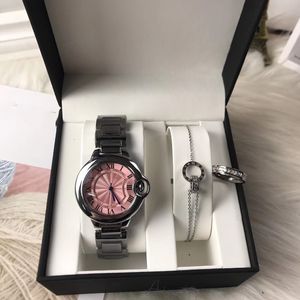 Paar horloges klassieke driedelige set van hoge kwaliteit horloges voor vriendje als cadeau voor vriendin preferente titanium stalen armband ring luxe horloge
