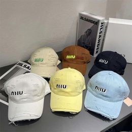 Couples Designers Baseball Chapeaux Printemps Sports Designer Ball Caps Candy Lettre Imprimer Baseball Chapeau Casquette Voyage En Plein Air Trou 6 Couleurs Cap