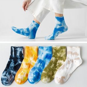 Paren Tie-Dye Mannen en Vrouwen Sokken Katoen Kleurrijke Vortex Hiphop Skateboard Antislip Happy Mode Grappige Zachte Meisjes Korte Sokken