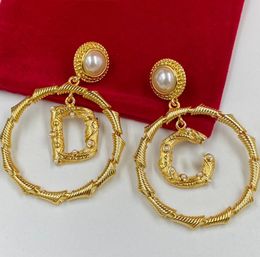 Boucle d'oreille pendante en forme de lettre de style cour, plaqué or, bijoux de créateur à la mode, boucles d'oreilles en perles pour femmes, cadeau de fête de mariage, de fiançailles
