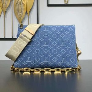 Coussin denim 2024 Nieuwe designer tas schouderzak luxe crossbody tote handvat mode dames bloemen portemonnees pochette