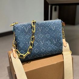 Coussin Denim Diseñador Bolsa de hombro Luxury Crossbody Bag Bag Bag Bag Bag Landy Ladies Biños en relieve Pochette2024 nueva billetera