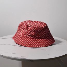 Couture denim, monogrammé, le chapeau de pêcheur réversible