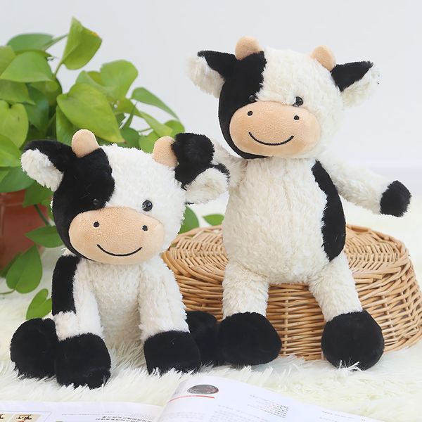 Poupée de vache en peluche, jouets confortables, cadeaux pour filles, peau de vache noire et blanche, vente en gros