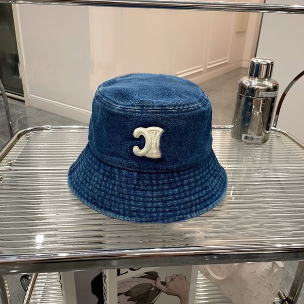 Chapeaux de seau de créateur de cowboy 100 % coton, chapeau bleu à large bord, chapeaux bleus brodés, tricotés unis, teints, pour hommes et femmes avec logo blanc, chapeau pour quatre saisons