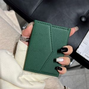 Bolso de tarjeta de cuero de vaca Diseñador de lujo Cartera pequeña y liviana para mujer Titular de la tarjeta Bolsas para tarjetas Carteras de diseño clásico para mujeres Bolsas para teléfonos celulares bolsillos para monedas