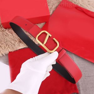Cowhide Smooth v Belts for Women Designer Belt Mens Ceinture Homme Letter Simple Reversible Leisure Leathers 2,5 cm Luxury Belts Red Black GA07 Valentino
